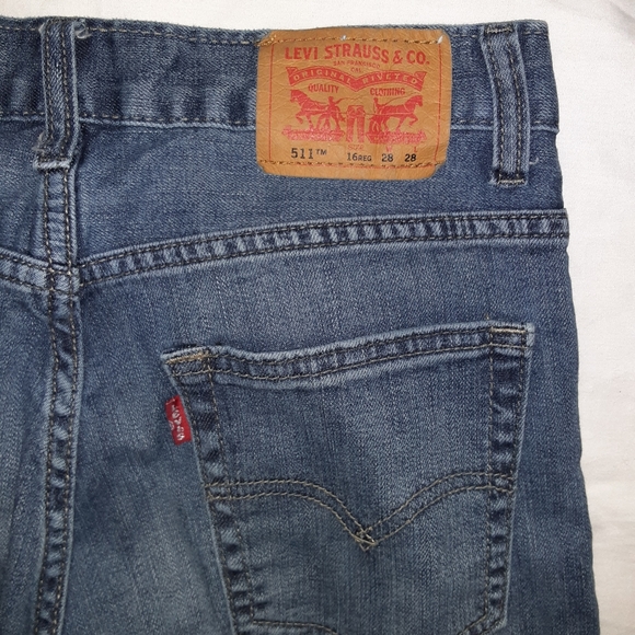 511 Levi Jeans - Picture 4 of 4